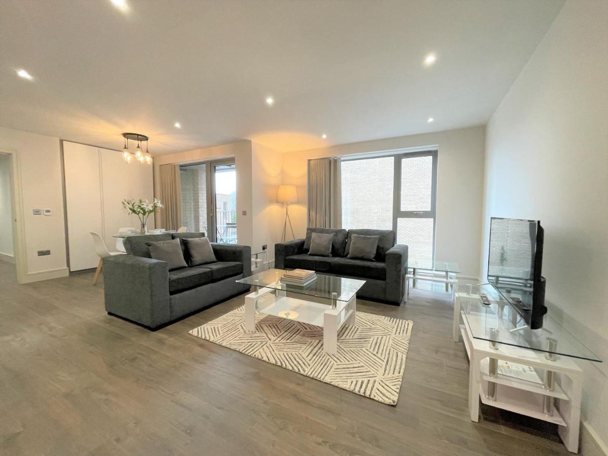 Spectacular 2 Bedroom Apartment In Great Location Sheffield Bagian luar foto